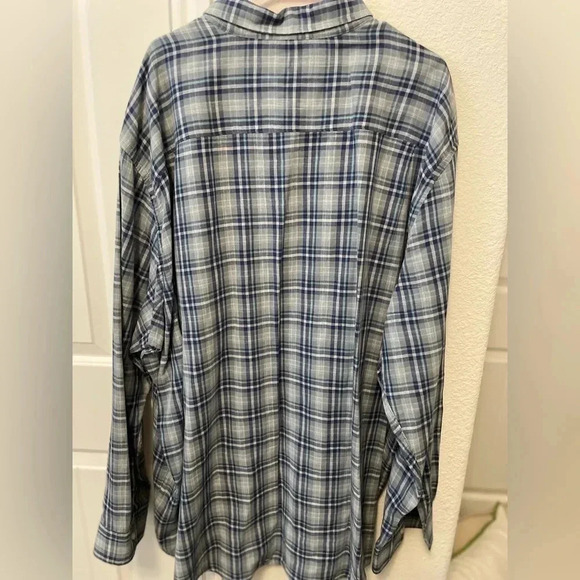Foundry Men’s Big and Tall Blue, Gray, and White Plaid Button Down shirt - 4XLT - Picture 2 of 7